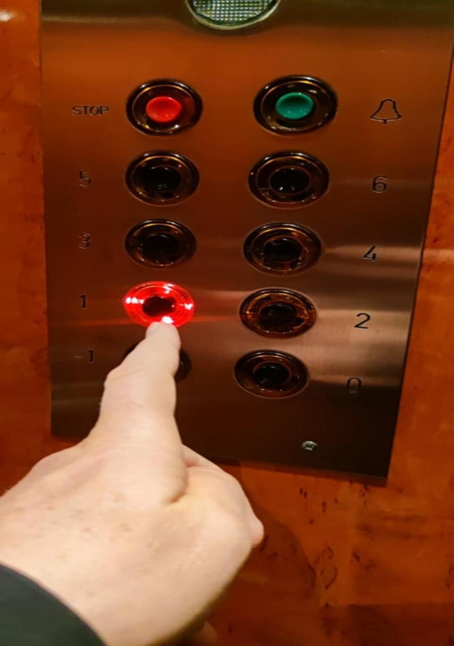 Apartment In A Quiet Location. أثينا المظهر الخارجي الصورة