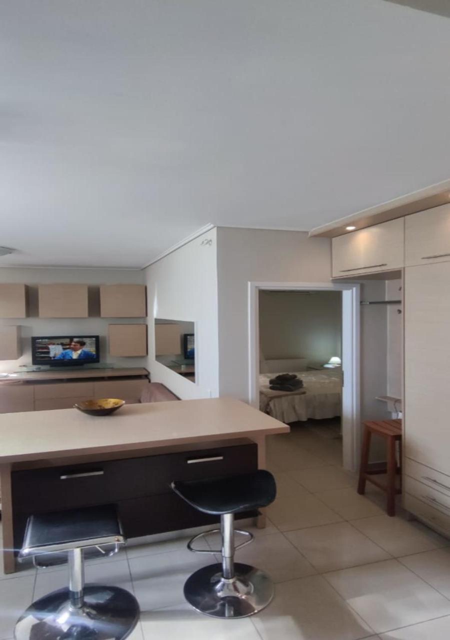 Apartment In A Quiet Location. أثينا المظهر الخارجي الصورة
