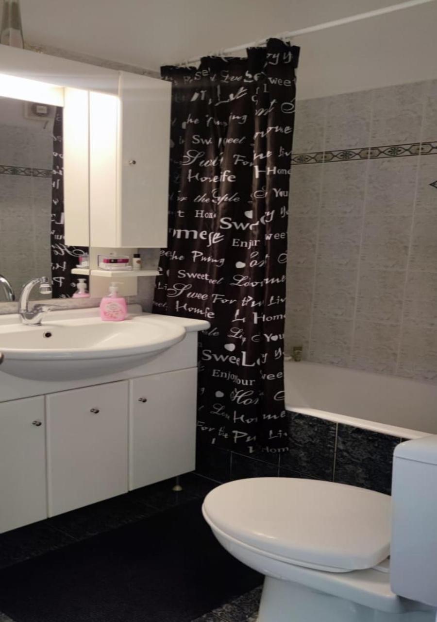 Apartment In A Quiet Location. أثينا المظهر الخارجي الصورة